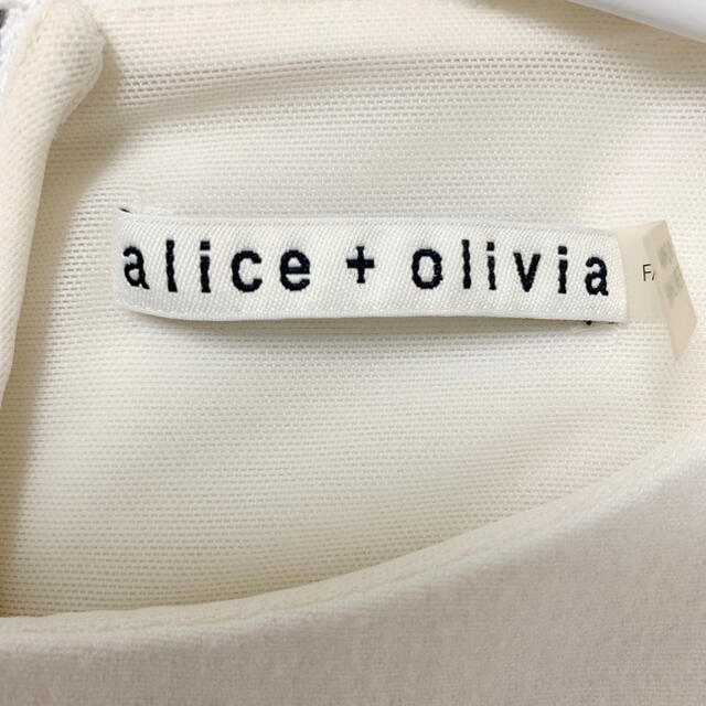 Alice+Olivia(アリスアンドオリビア)のAlice+Olivia キャップスリーブ フレアワンピース 0 レディースのワンピース(ミニワンピース)の商品写真