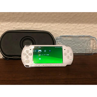プレイステーションポータブル(PlayStation Portable)のPSP-3000本体  ケース付(携帯用ゲーム機本体)