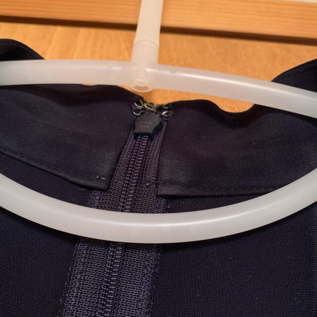 ANAYI(アナイ)のボウタイブラウス　七分袖　ネイビー　紺　リボンネクタイ　パフスリーブ レディースのトップス(シャツ/ブラウス(長袖/七分))の商品写真