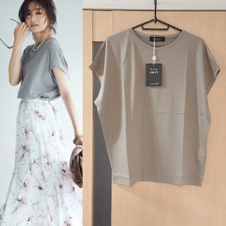 ジャスグリッティー(JUSGLITTY)の★新品タグ付き★ジャスグリッティー★ゆるＴシャツ★モカ★(Tシャツ(半袖/袖なし))