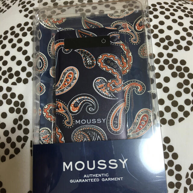 moussy(マウジー)のマウジー ノベルティ モバイルバッテリー スマホ/家電/カメラのスマートフォン/携帯電話(バッテリー/充電器)の商品写真