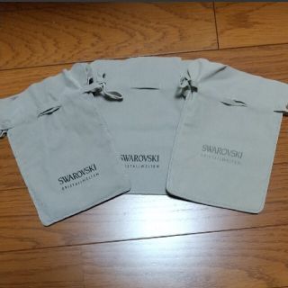 スワロフスキー(SWAROVSKI)の【再値下げ最終価格】SWAROVSKI　ベロアアクセサリーバック(その他)