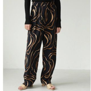 トゥデイフル(TODAYFUL)の専用です！TODAYFUL Viscose Marble Pants(カジュアルパンツ)