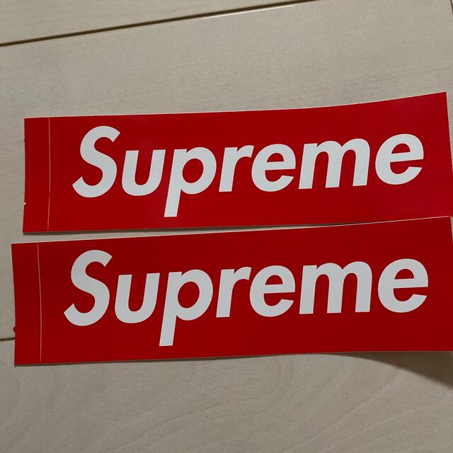 Supreme(シュプリーム)のシュプリーム エンタメ/ホビーの声優グッズ(ステッカー（シール）)の商品写真