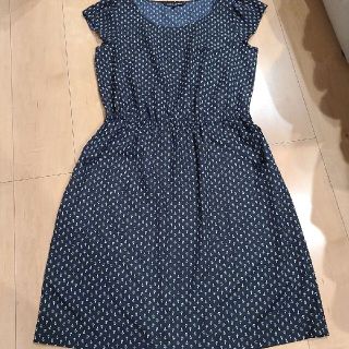 ローラアシュレイ(LAURA ASHLEY)の美品　LAURA ASHLEY　ネイビー　いかり柄　夏ワンピ　ワンピース　11号(ひざ丈ワンピース)