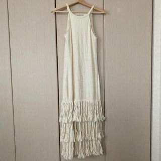 ザラ マキシワンピース ロングワンピース レディース フリンジ の通販 0点以上 Zaraのレディースを買うならラクマ ザラ マキシワンピース ロングワンピース レディース フリンジ の通販 0点以上 Zaraのレディースを買うならラクマ