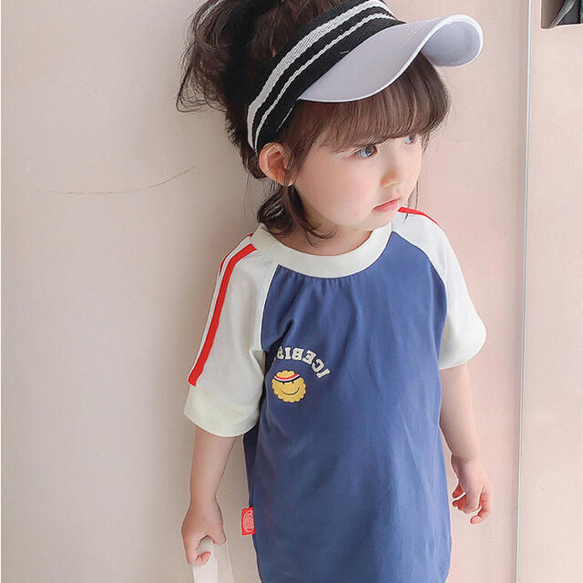 キッズTシャツワンピース　ニコちゃんロゴトップス　女の子服夏物ブルー90 キッズ/ベビー/マタニティのキッズ服女の子用(90cm~)(ワンピース)の商品写真