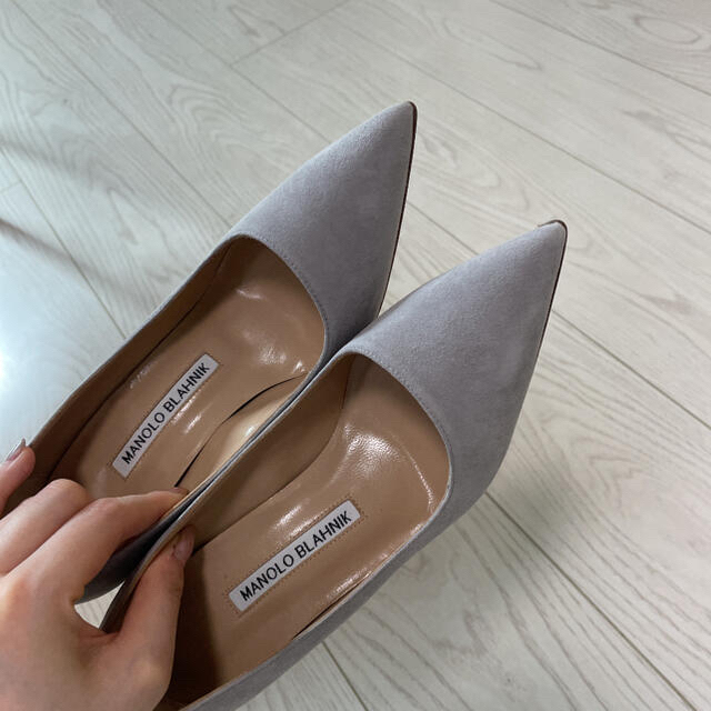 MANOLO BLAHNIK(マノロブラニク)のマノロブラニクパンプス（コロ様専用） レディースの靴/シューズ(ハイヒール/パンプス)の商品写真