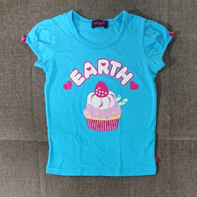 EARTHMAGIC - 130cm ｱｰｽﾏｼﾞｯｸ カップケーキ柄Tシャツの通販 by ☆Saaya