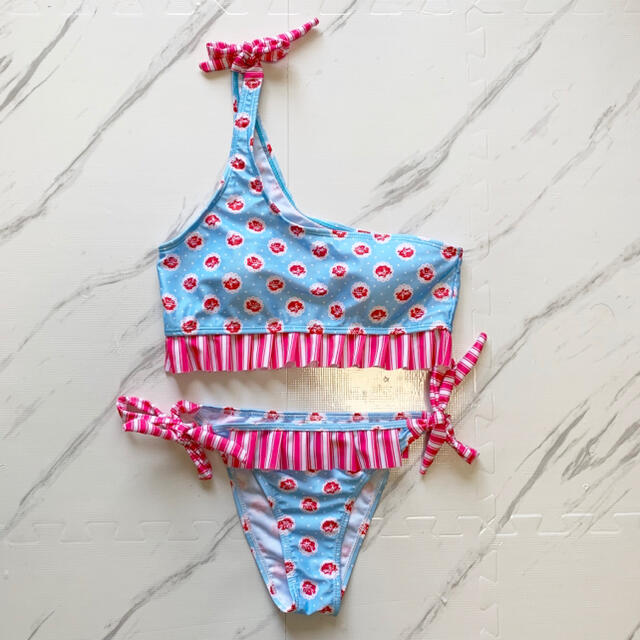 【Sサイズ】即納 ピンク ブルー ワンショル フリル ビキニ インポート レディースの水着/浴衣(水着)の商品写真