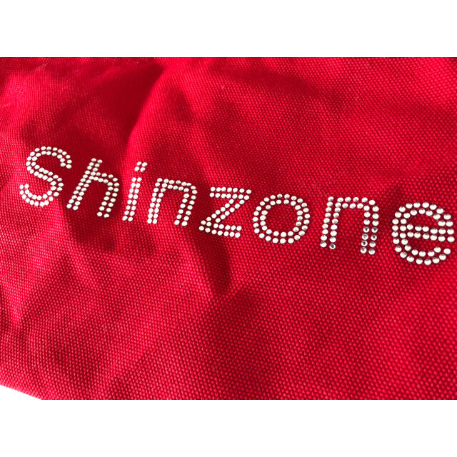 Shinzone(シンゾーン)のシンゾーン丸の内店限定トートバッグ　ラインストーンロゴ レディースのバッグ(トートバッグ)の商品写真