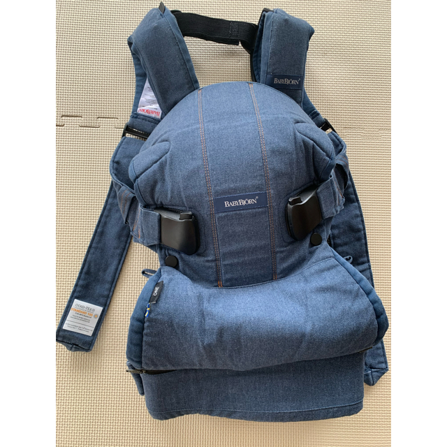 BABYBJORN(ベビービョルン)のベビービョルン　抱っこ紐 キッズ/ベビー/マタニティの外出/移動用品(抱っこひも/おんぶひも)の商品写真