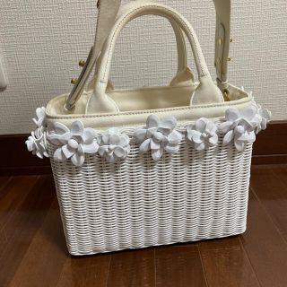 専用です！プラダ　　花　　カゴバッグ　　美品ほぼ未使用