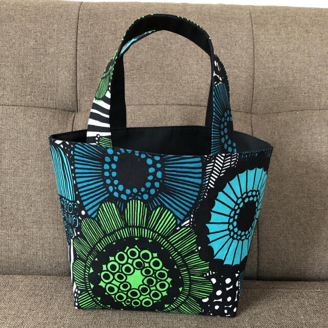 marimekko(マリメッコ)の【marimekko】ハンドメイド バッグ❁ ハンドメイドのファッション小物(バッグ)の商品写真