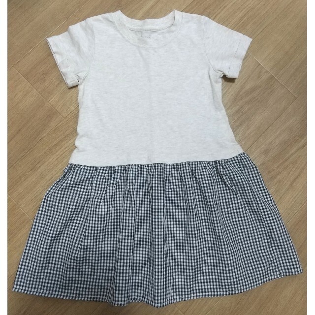 西松屋(ニシマツヤ)の110サイズ ワンピース キッズ/ベビー/マタニティのキッズ服女の子用(90cm~)(ワンピース)の商品写真