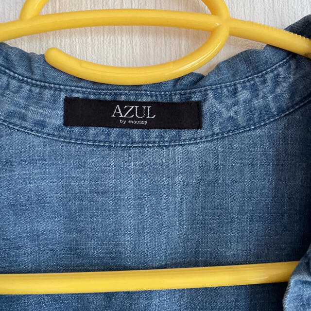 AZUL by moussy(アズールバイマウジー)のAZUL デニムシャツ レディースのトップス(シャツ/ブラウス(長袖/七分))の商品写真