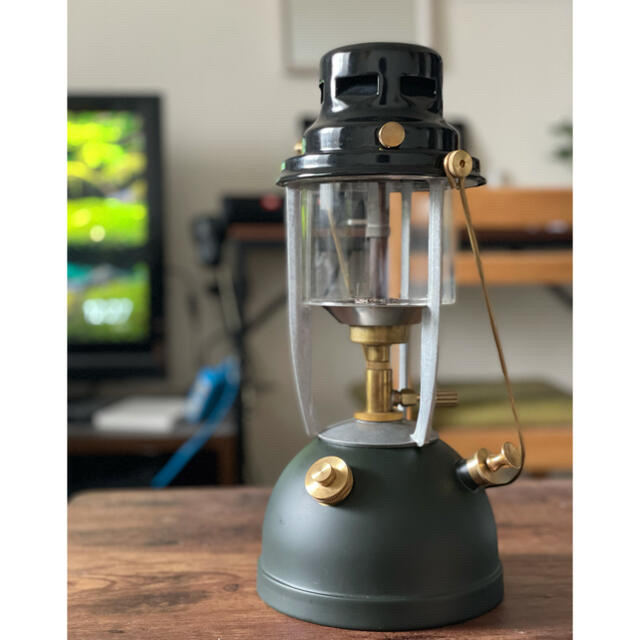 Coleman(コールマン)のヴェイパラックスランタンM320  Vapalux Lantern M320 スポーツ/アウトドアのアウトドア(ライト/ランタン)の商品写真