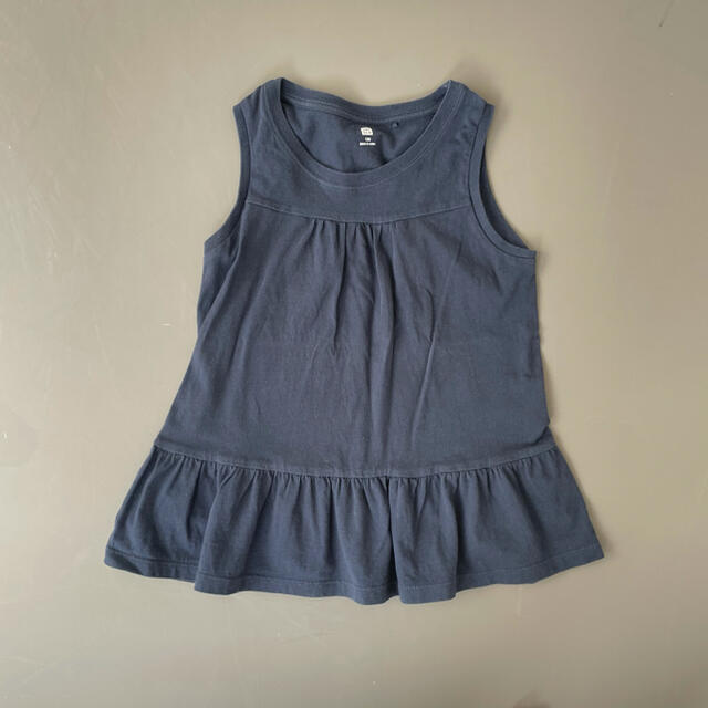 UNIQLO(ユニクロ)のOLDNAVY UNIQLO Tシャツとタンクトップ 2枚セット 130 キッズ/ベビー/マタニティのキッズ服女の子用(90cm~)(Tシャツ/カットソー)の商品写真