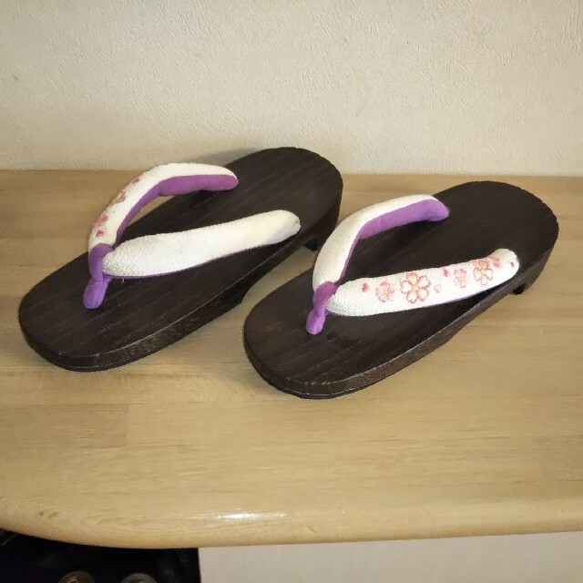 □【値下・美品】浴衣用 下駄(24cm) | rdpa.al