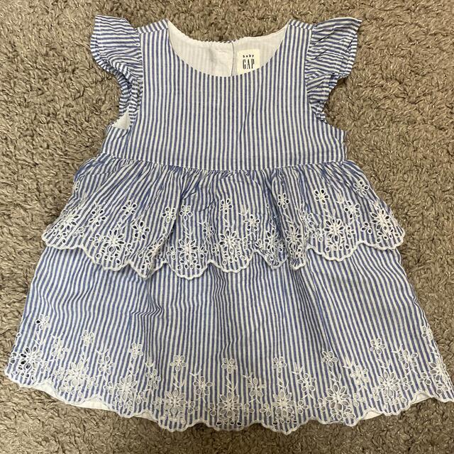 babyGAP(ベビーギャップ)のbabyGAP  ギャップ　ベビー服　ワンピース　70㎝ キッズ/ベビー/マタニティのベビー服(~85cm)(ワンピース)の商品写真