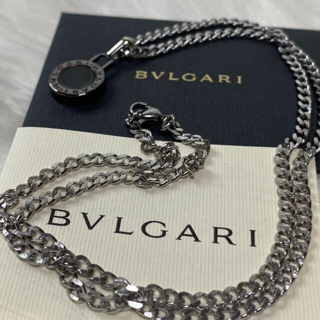 【新品正規品】BVLGARI ペンダント チャーム +チェーン 革紐 ネックレス