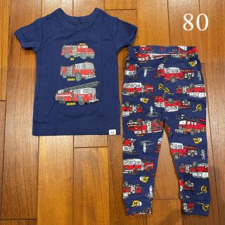 ベビーギャップ(babyGAP)の新品☆babygap☆消防車柄　コットンパジャマ☆80cm(パジャマ)