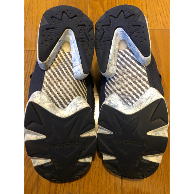 Reebok(リーボック)のリーボック ポンプフューリー ネイビー メンズの靴/シューズ(スニーカー)の商品写真