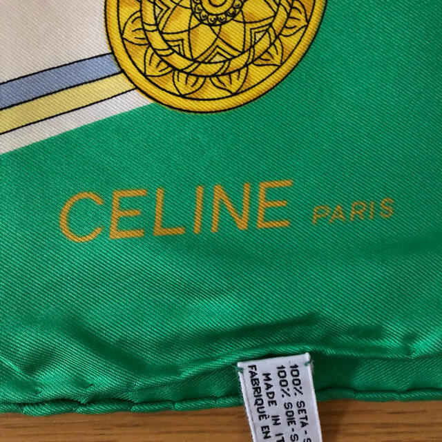 celine(セリーヌ)の良品☆セリーヌ　シルクスカーフ　大判 レディースのファッション小物(バンダナ/スカーフ)の商品写真