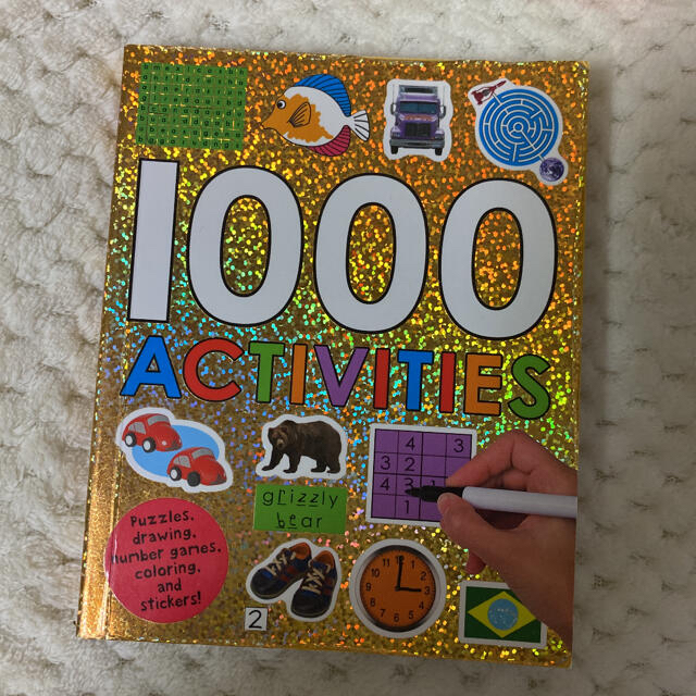 1000 ACTIVITIES priddy books エンタメ/ホビーの本(語学/参考書)の商品写真