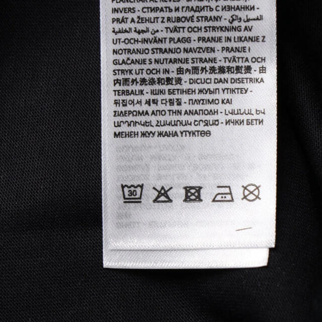 DESIGUAL(デシグアル)の新品✨タグ付き♪ 定価9900円　デシグアル　メンズ柄Tシャツ　大特価‼️ メンズのトップス(Tシャツ/カットソー(半袖/袖なし))の商品写真