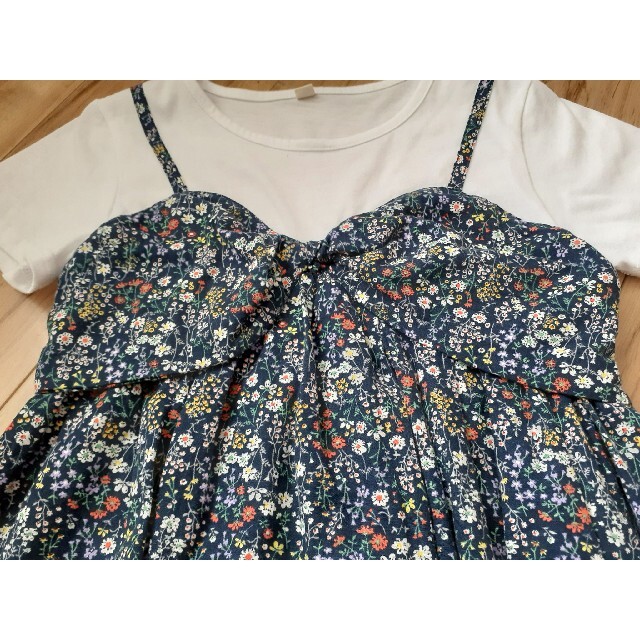 重ね着風花柄チュニック　140cm キッズ/ベビー/マタニティのキッズ服女の子用(90cm~)(Tシャツ/カットソー)の商品写真