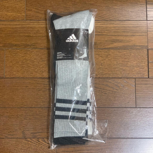 adidas(アディダス)の【新品未使用】アディダス　ハイソックス3色セット レディースのレッグウェア(ソックス)の商品写真