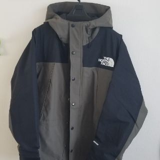 ザノースフェイス(THE NORTH FACE)のTHE NORTH FACE マウンテンライトジャケット ニュートープ(マウンテンパーカー)