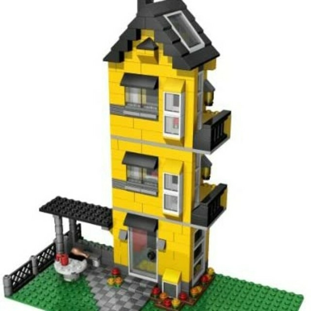 Lego(レゴ)の期間限定値下げ【未開封】レゴクリエイター コテージ 4996 キッズ/ベビー/マタニティのおもちゃ(知育玩具)の商品写真