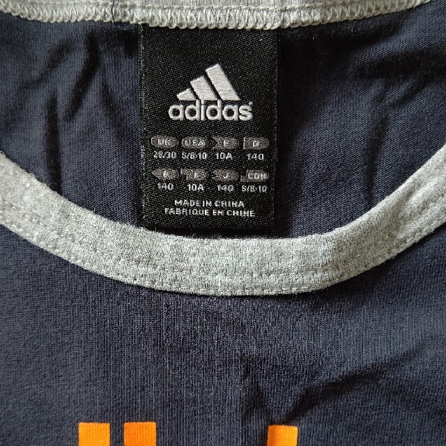 adidas(アディダス)のちよこれいと様専用ノースリーブTシャツ140cm キッズ/ベビー/マタニティのキッズ服男の子用(90cm~)(Tシャツ/カットソー)の商品写真