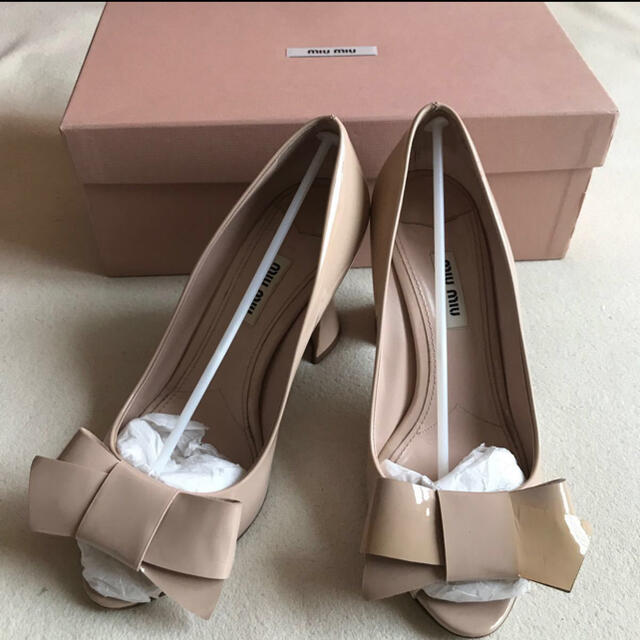 MIUMIU ピンクベージュエナメルパンプス 37.5 pci.org.py MIUMIU ピンクベージュエナメルパンプス 37.5 pci.org.py