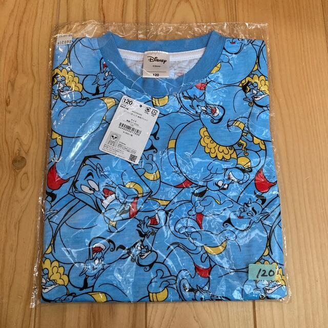 Disney(ディズニー)のジーニー　総柄　Tシャツ　120 キッズ/ベビー/マタニティのキッズ服男の子用(90cm~)(Tシャツ/カットソー)の商品写真