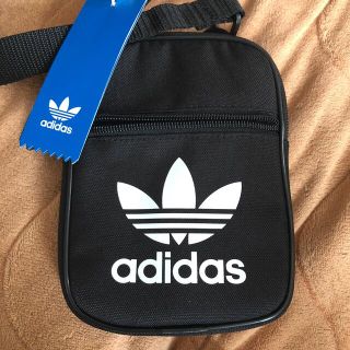 アディダス(adidas)のy.nnd様専用　adidasミニショルダーバッグ(ショルダーバッグ)