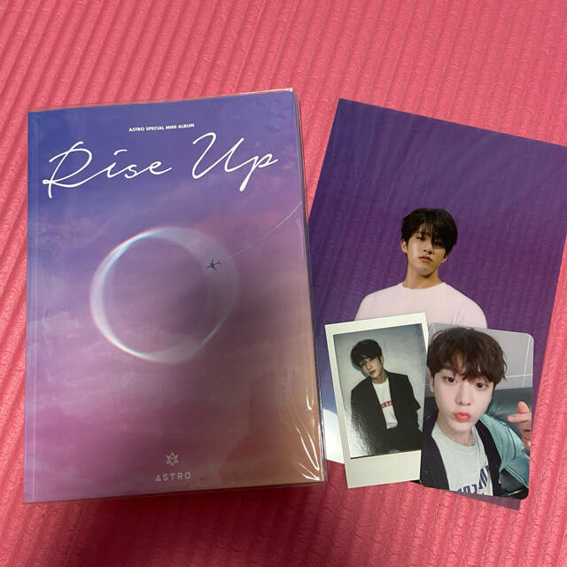 ASTRO Rise up 廃盤 アルバム ムンビン トレカ - CD ASTRO Rise up 廃盤 アルバム ムンビン トレカ - CD