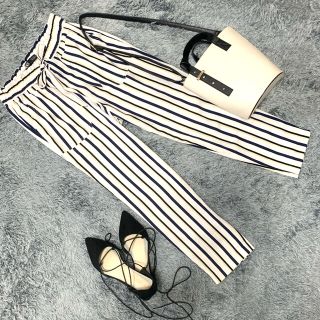 ザラ(ZARA)のZARA テーパード シフォン ストライプパンツ(クロップドパンツ)