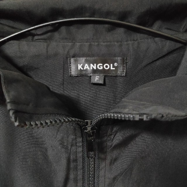 KANGOL(カンゴール)のKANGOL ブラック × レッド ナイロンパーカー ナイロンジャケット メンズ メンズのジャケット/アウター(ナイロンジャケット)の商品写真