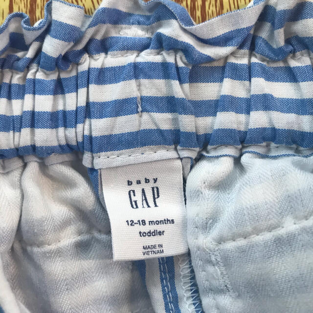 babyGAP(ベビーギャップ)のズボン　ショートパンツ　GAPベビー　70-80 キッズ/ベビー/マタニティのベビー服(~85cm)(パンツ)の商品写真