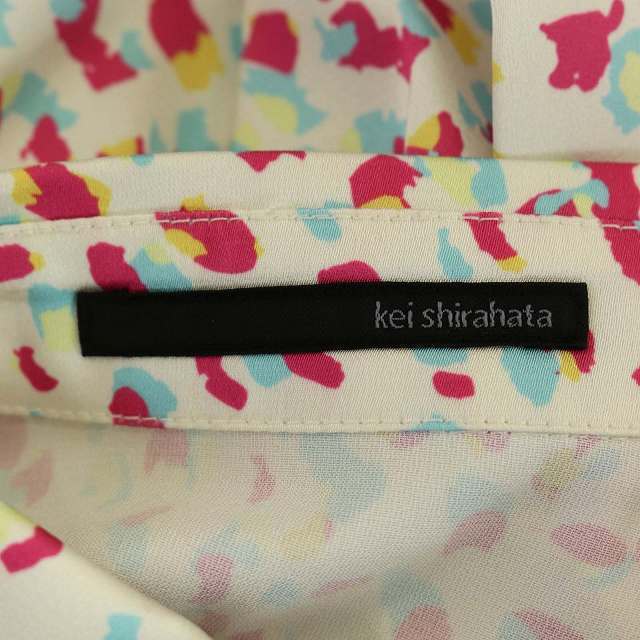 ケイシラハタ kei shirahata サテンセットアップ シャツ パンツ レディースのトップス(シャツ/ブラウス(長袖/七分))の商品写真