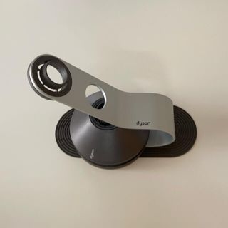 ダイソン(Dyson)のdysonドライヤーの付属品(ドライヤー)