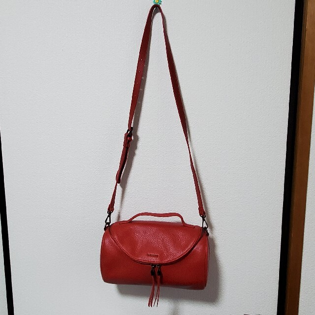 皮ショルダーバッグ レディースのバッグ(ショルダーバッグ)の商品写真