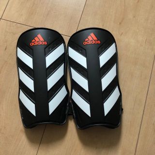 アディダス(adidas)の®️様専用　新品未使用　adidasジュニアレガース(その他)