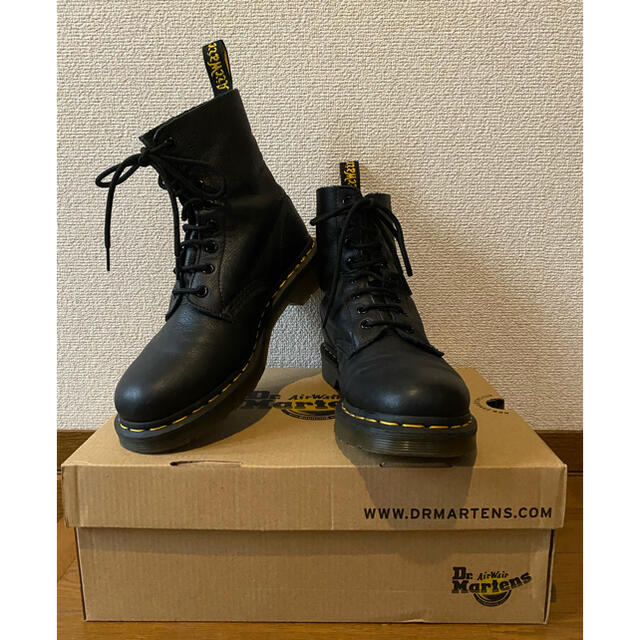 ドクターマーチン★8ホールUK624.5〜25cmdrmartens