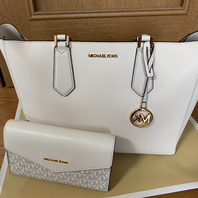 MICHAEL KORS favvyバックバッグ