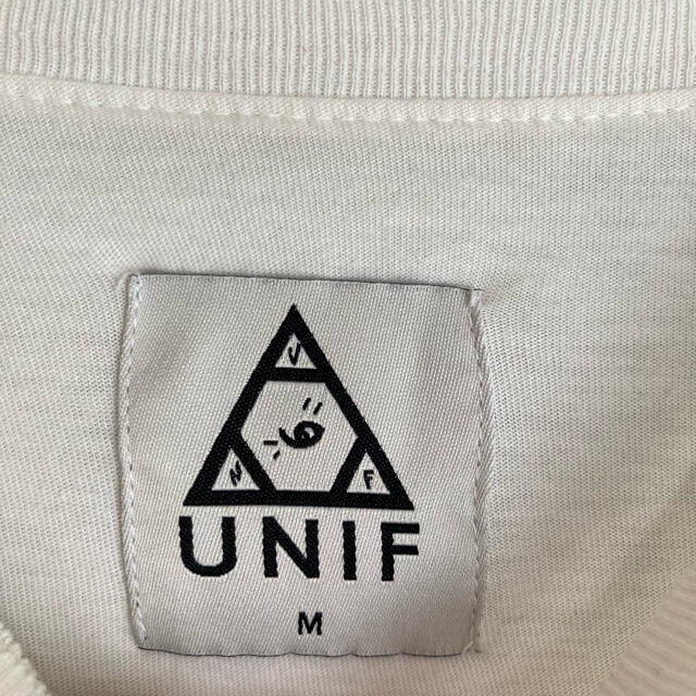 UNIF(ユニフ)のUSA製 ユニフ UNIF Tシャツ ダメージ加工 クラッシュ 古着 ビッグロゴ メンズのトップス(Tシャツ/カットソー(半袖/袖なし))の商品写真