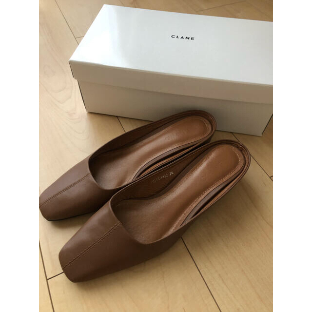 CLANE クラネ　SQUARE TOE LOW PUMPS レディースの靴/シューズ(ハイヒール/パンプス)の商品写真